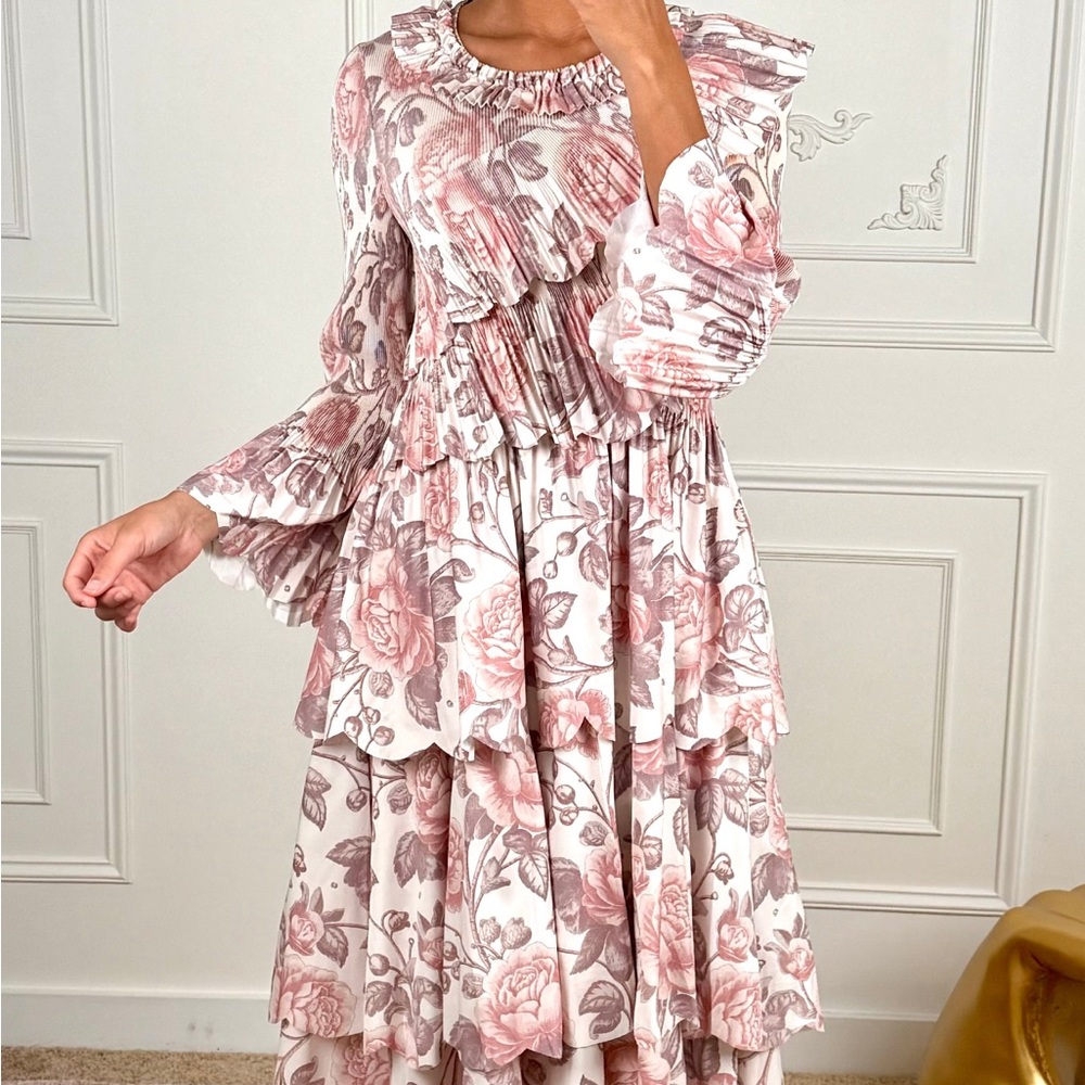 Elegant Floral Long Sleeve Dress